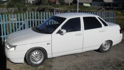 LADA / BOGDAN (БОГДАН) / 2110 / 240 / БЕЛОЕ ОБЛАКО