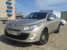 RENAULT / MEGANE 3 / D11 / Beige Poivre