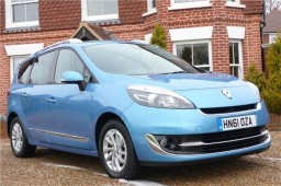 RENAULT / SCENIC 3 / RPB / BLEU MAJORELLE