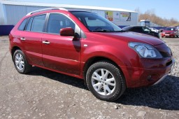 RENAULT / KOLEOS / NXD / ROUGE ORIENTAL