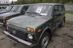 LADA / NIVA 4x4 (НИВА) / 312 / ЗЕЛЕНЫЙ ЧАЙ