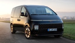 Новый минивэн Hyundai для России: полный привод, дизель и космический дизайн