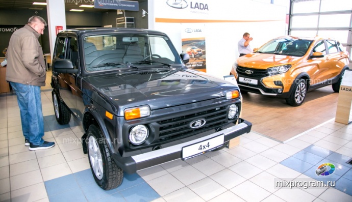 Веста на 170 тысяч, Ларгус на 250 тысяч: автомобили Лада рекордно подорожали