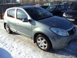 RENAULT / SANDERO / RNZ / BLEU ELECTRIQUE