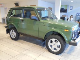 LADA / NIVA 4x4 (НИВА) / 306 / ГРАВИЛАТ (СОЛИД)