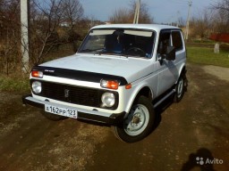 LADA / NIVA 4x4 (НИВА) / 202 / СНЕЖНО-БЕЛЫЙ, ЯРКО-БЕЛЫЙ (СОЛИД)