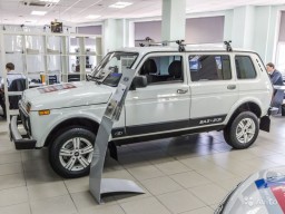 LADA / NIVA 4x4 (НИВА) / 240 / БЕЛОЕ ОБЛАКО (СОЛИД)