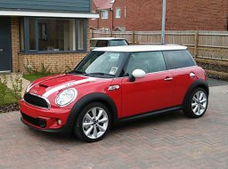 MINI COOPER‎ (R50-R60/F54/F56) / 851 - CHILI RED (СОЛИД) (2002 – 2016)