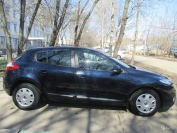 RENAULT / MEGANE 3 / 472 / Bleu Crepuscule