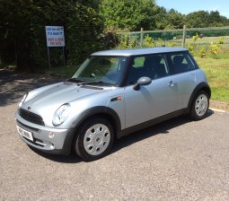 MINI COOPER‎ (R50-R60/F54/F56) / 900 - PURE SILVER (2002 – 2011)