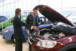 Как автосалоны продают старые автомобили под видом новых